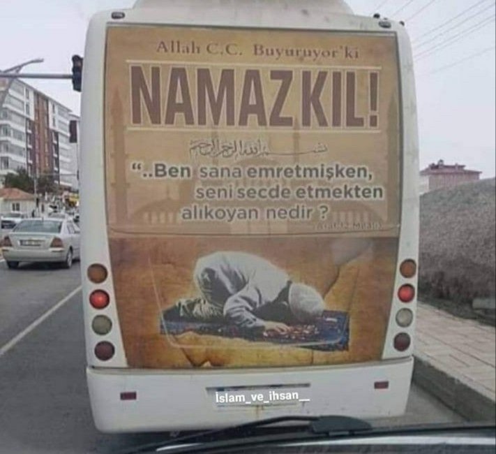 Eskiden dışarda içer evde ibadet ederdiler şimdi de evde içip sokakta namaz kılıyorlar dışarda ibadet ediyorlar 🤣🤣🤣🤣🤣🤣 DEVRIM DEĞIŞTI 😳😳😳😳😵😵😵😳🤣🤣🤣🤣🤣🤣🤣🤣🤣🤣
