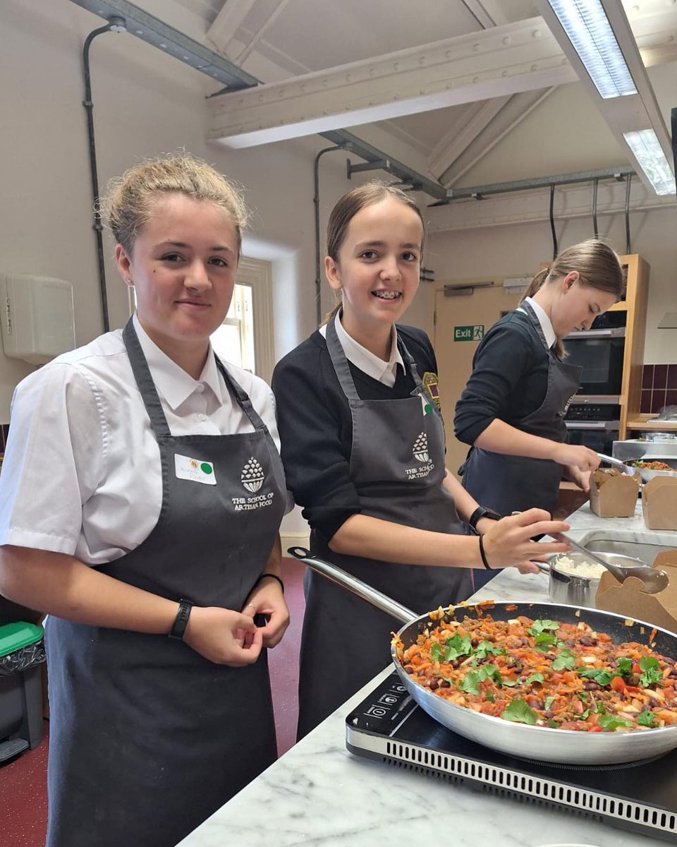 DHFSFoodTech's tweet image. Thank you to The School of Artisan Food at Welbeck for a wonderful experience - students have been developing their making skills and understanding of healthy eating.  Huge thank you also to Mrs Wilders for organising this activity! @DHFSUpdate 
bestfoodforward.co.uk