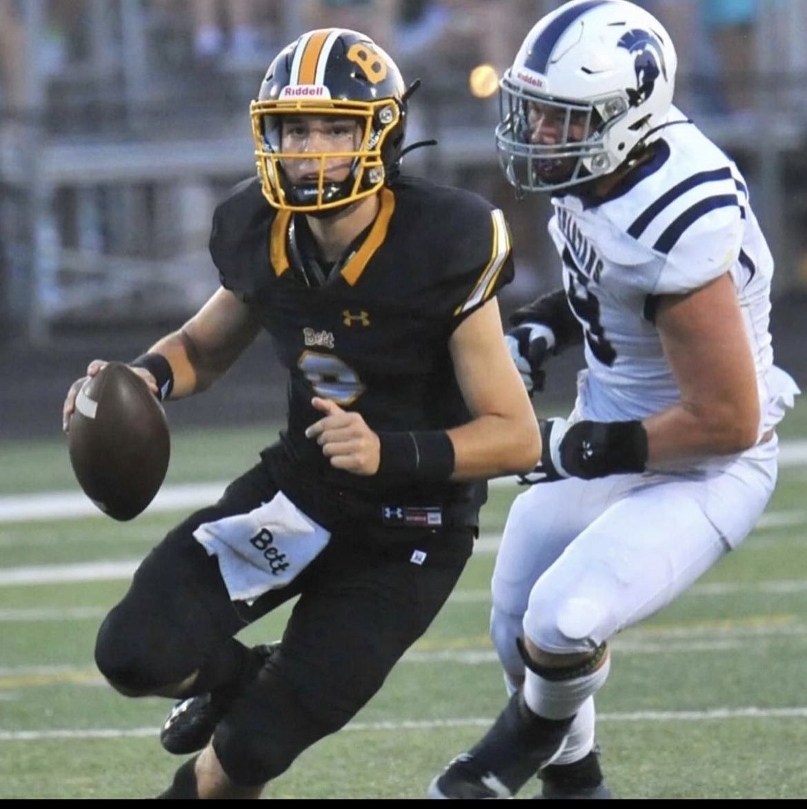 If only someone taught this make a wish kid how to throw the football before letting play for the first time #embarrassing