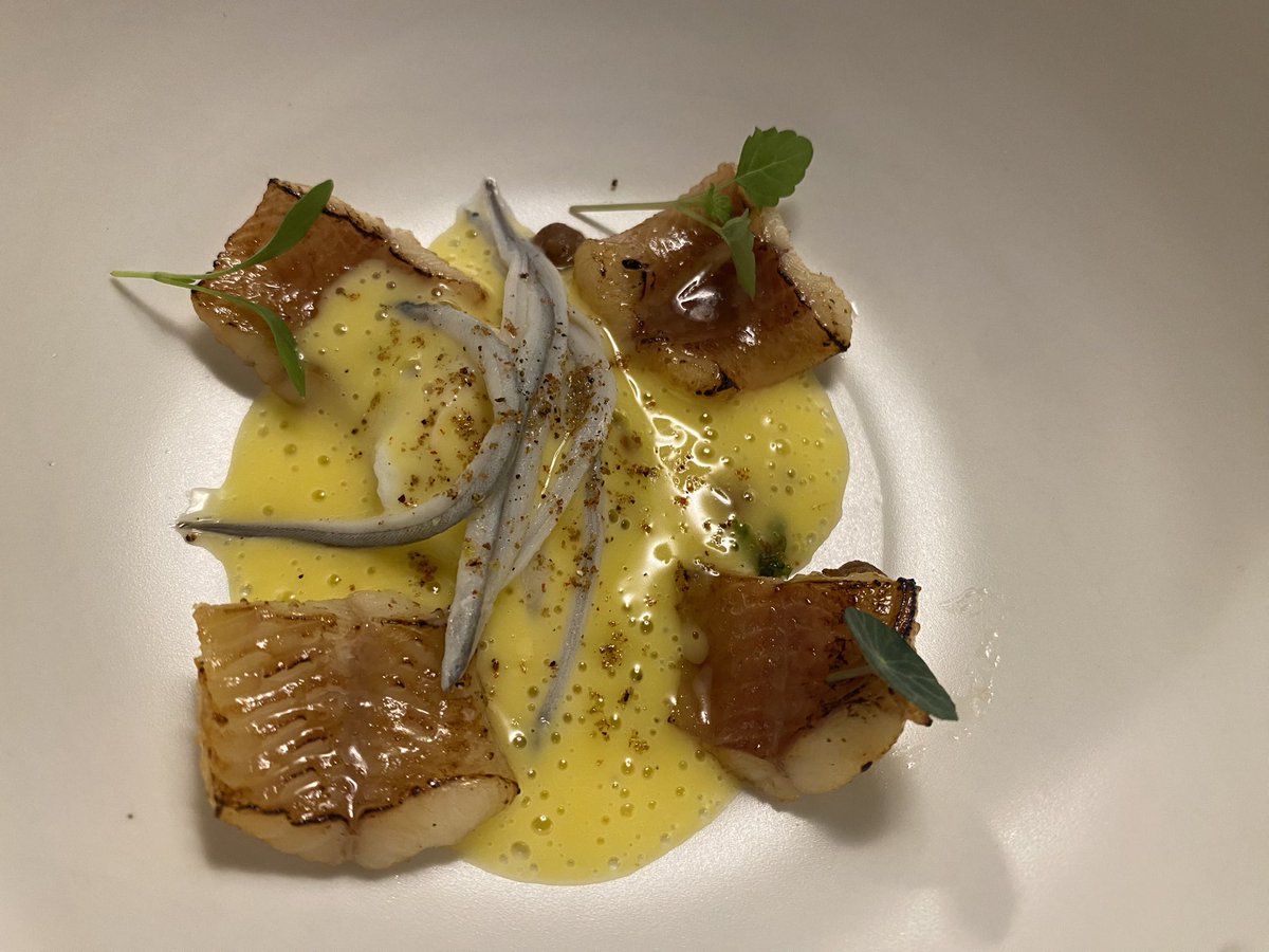 Ya sé que mucha gente no es partidaria de los “cuatro manos”, pero cuando se juntan los hermanos Padrón (e Icíar, su jefa de cocina en Poemas) con <a href="/benitogomezbece/">Benito Gomez</a> el resultado es brillante. Poemas en <a href="/H_SANTACATALINA/">HOTEL SANTA CATALINA</a>