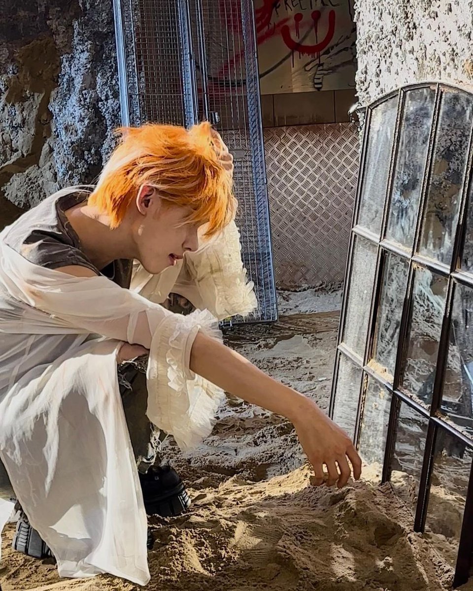hourly yeonjun tweet media