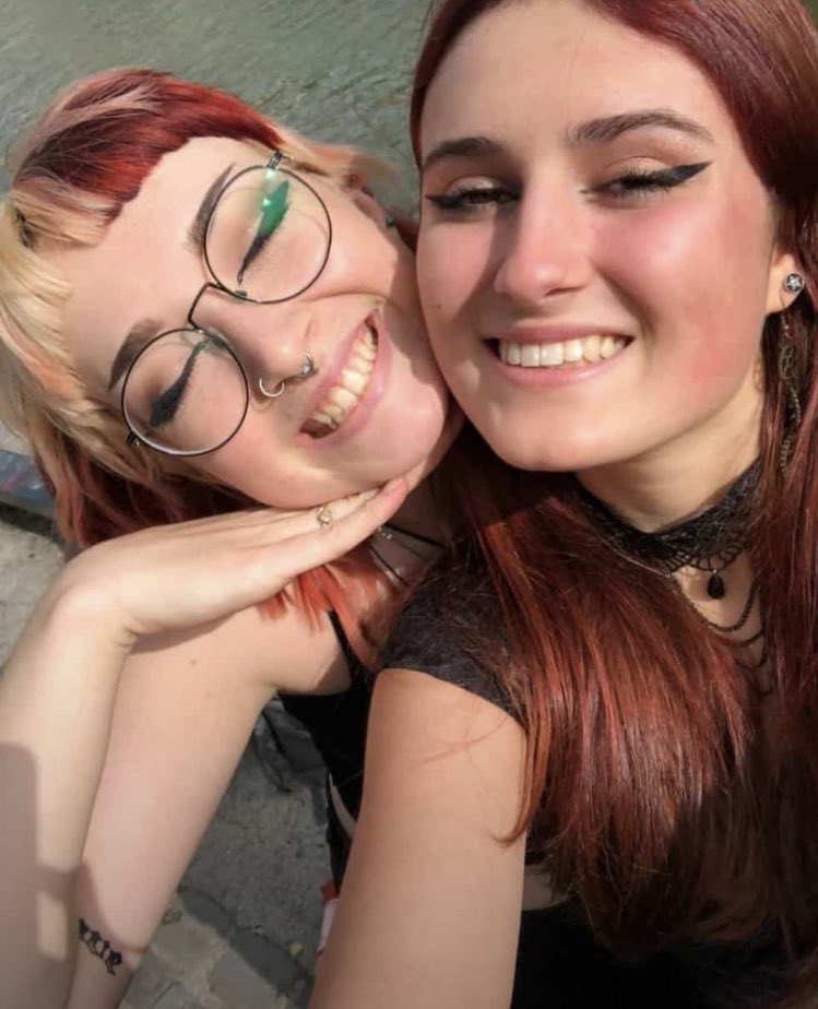 c0meoveragain's tweet photo. Thank u for EVERYTHING. see u really really soon, love you🖤 @Liv_May17 https://t.co/ZrXZglZkEB