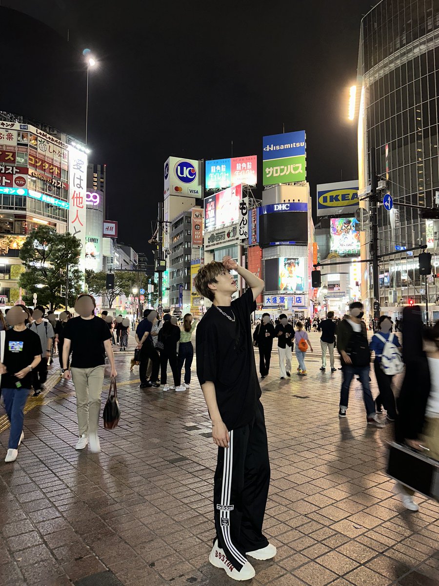 fantasyboys_mem's tweet photo. [#김우석] 

시부야 좋아
반디 좋아☺️ 

#FANTASYBOYS #판타지보이즈
#KIMWOOSEOK https://t.co/EemYj6JnnJ