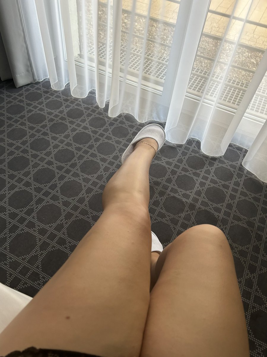 Mrs. Doll tweet media