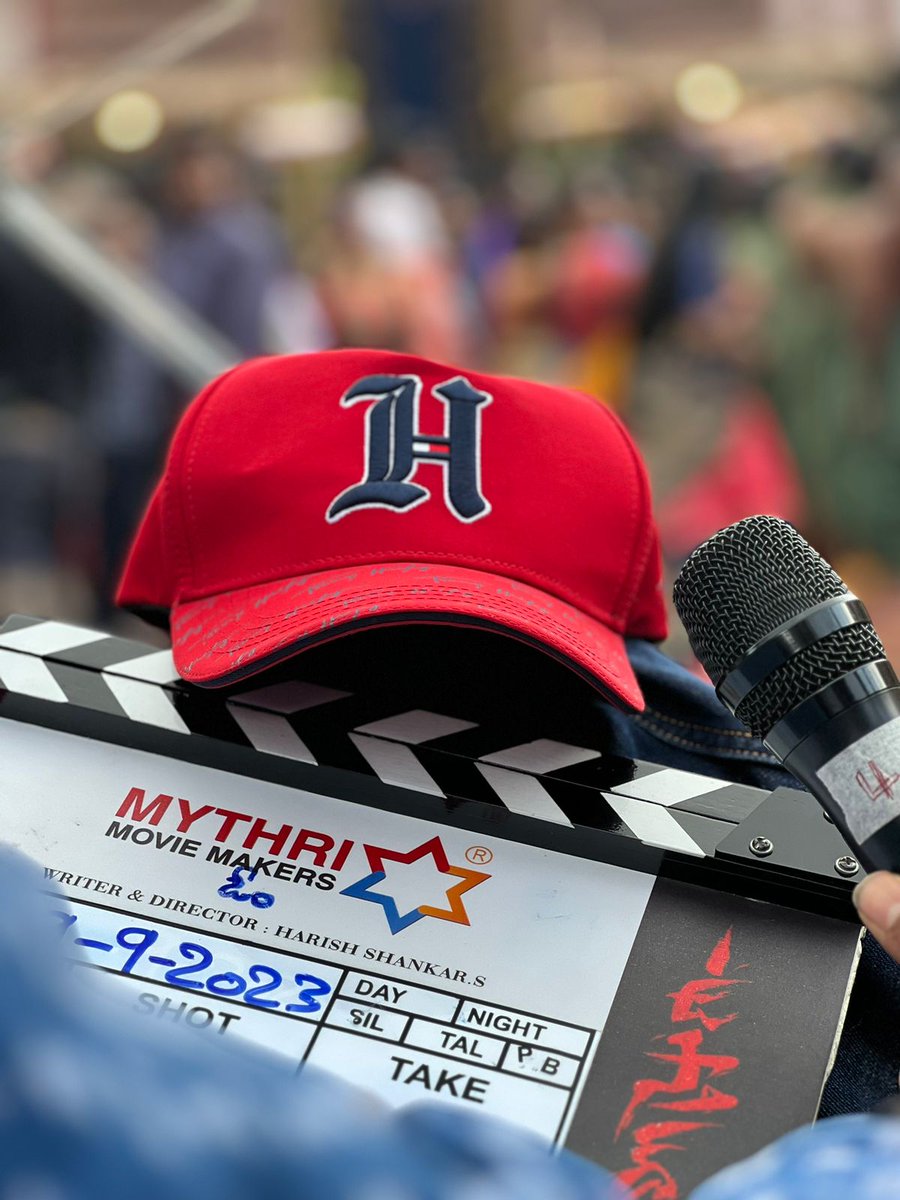 MythriOfficial's tweet photo. #UstaadBhagatSingh wraps up an intense schedule with an exploding performance of @PawanKalyan ❤️‍🔥❤️‍🔥

More updates soon!
 
@harish2you @sreeleela14 @ThisIsDSP @DoP_Bose #AnandSai @ChotaKPrasad @SonyMusicSouth @UBSthefilm https://t.co/rU8xbL55ki