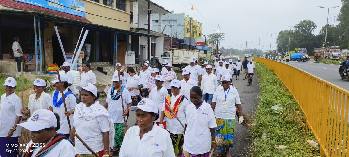 Attabira NAC Organised Swachhata Hi Seva Mass cleaning  in presence of Chairperson ,Vice Chairperson , All councilors ,All staffs , Senior Citizen , All contractor , Swachha Sathi ,Supervisor ,Swachha Karmi &amp; Sanitation staffs