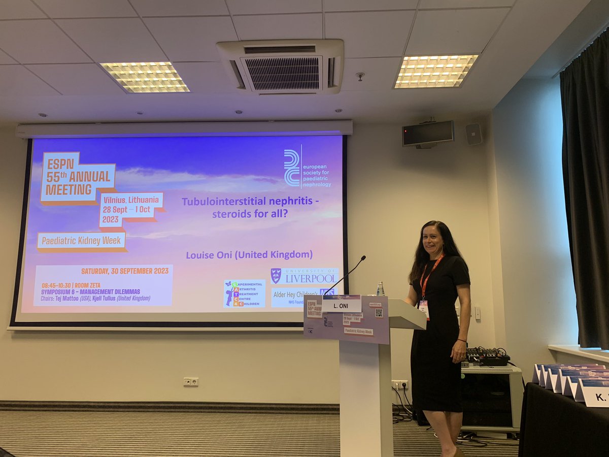 My brilliant colleague <a href="/louise_oni/">Dr. Louise Oni</a> discussing whether steroids have a role in all with TINU #ESPNeph23 <a href="/AlderHey/">🏥 Alder Hey 💙</a> <a href="/AlderHeyKidney/">AlderHey Kidney Fund</a>