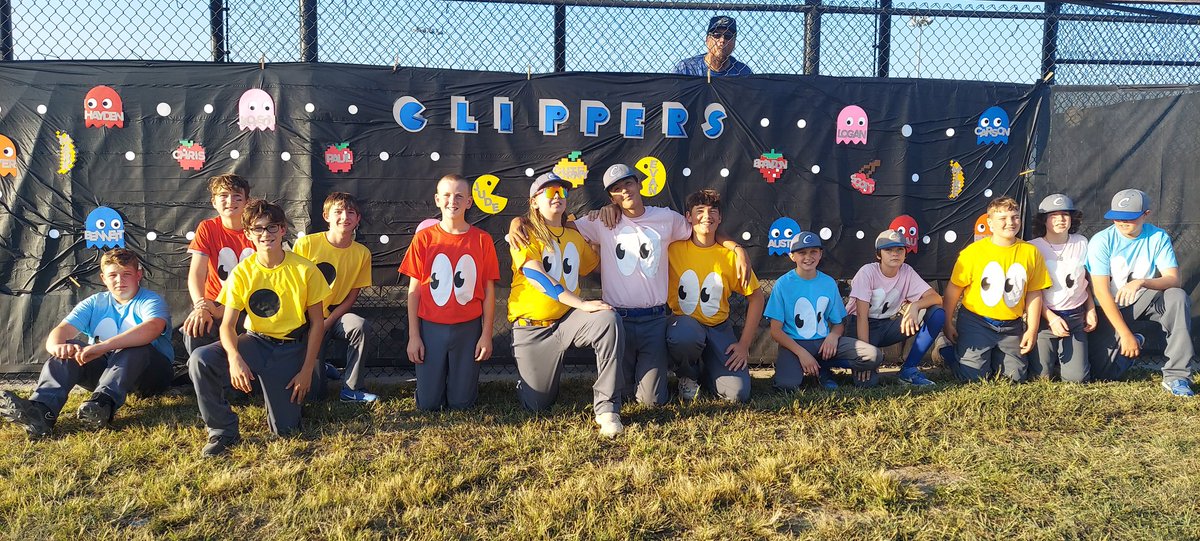 CourtneyGilby's tweet photo. A beautiful night for baseball @KCSPORTS https://t.co/66nGXz2AdU