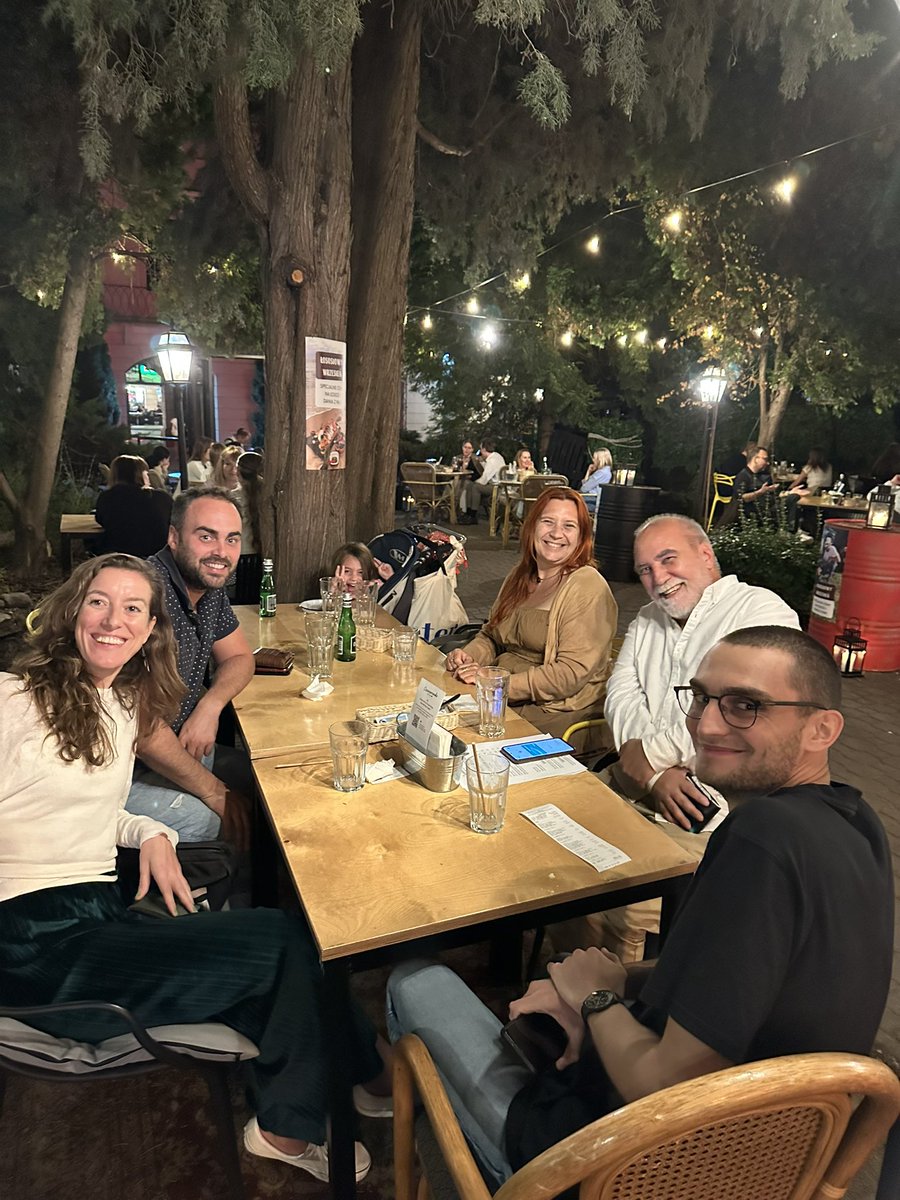 GlobalWalkNet's tweet image. Social time at the 1st @GlobalWalkNet retreat! 

#GWCNwalks