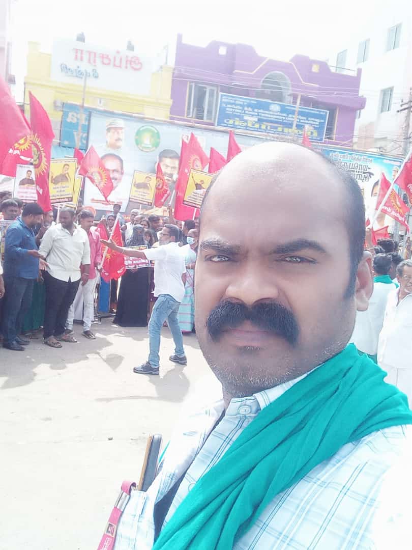 deepak424066818's tweet photo. #NTKfightsforCauvery #மதுரை மாவட்ட ஒருங்கிணைந்த #நாம்தமிழர்கட்சி சார்பில் காவேரி நதி உரிமை கண்டன ஆர்ப்பாட்டம் நடைபெற்றது இந்த நிகழ்வில் #மேலூர் மேலூர் தொகுதி உறவுகள் கலந்து கொண்டனர் https://t.co/SgKRPTPHrG