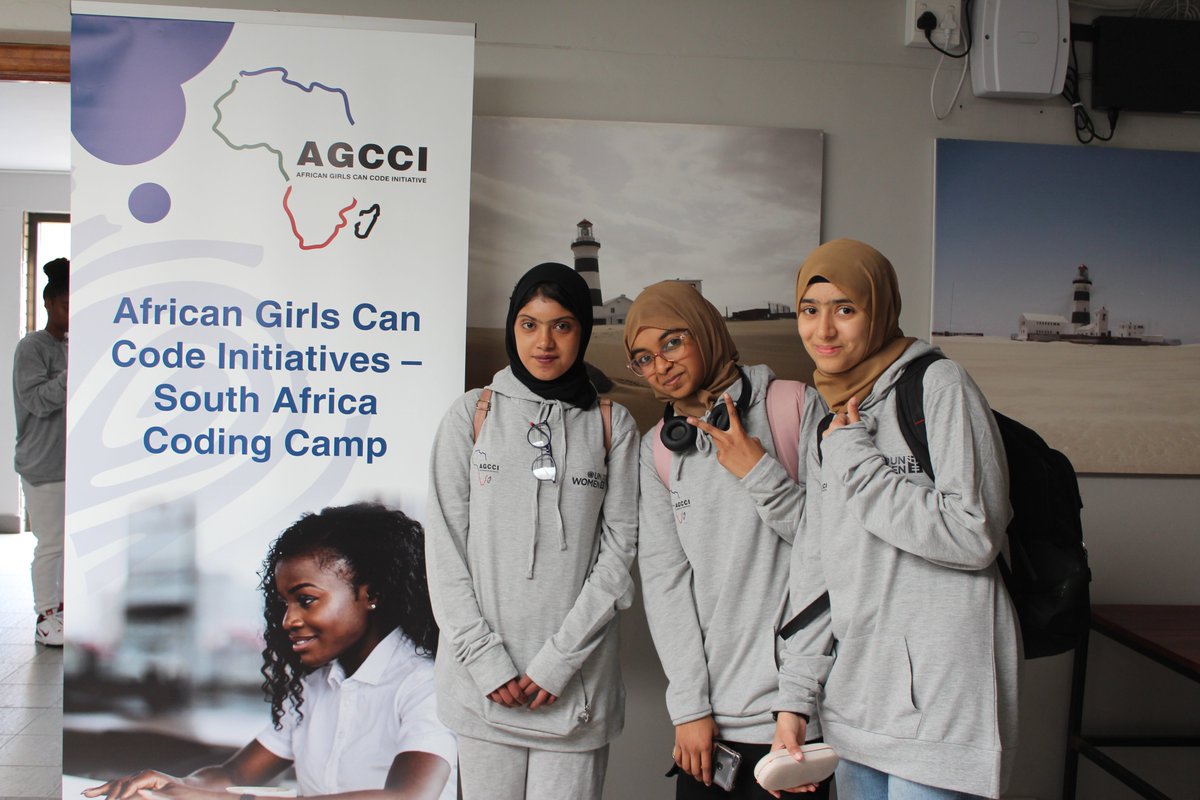 unwomenSA's tweet photo. We are here! ๐ฅณ๐ฉ๐ฝโ๐ป
Today is Day 01 of @AGCCIAfrica_1 ๐ฟ๐ฆ for girls learners from Eastern Cape, Free State, KwaZulu-Natal, Northern Cape & Western Cape provinces. For the next 10-days we'll be in Gqheberha where our tech stars will immerse themselves in all things coding & robotics. https://t.co/m0Gk3z5vmx