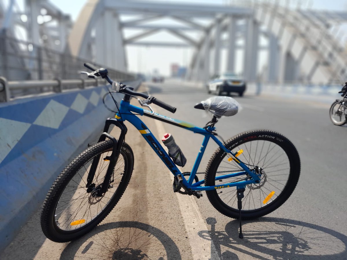 imrahapriyanka's tweet photo. Respected sir/mam of @kolkatapolice,

This is our cycle, we are cyclist. It was stolen from our appartment's ground floor. Add:- 49/1 Mahendra Banerjee road, Kolkata - 60, Parnashree P.S. on 23/09/2023 in between 11:00am - 12:30pm. Please Help me🙏.
@KolkataPolice @WBPolice https://t.co/OxpJlm0RW4