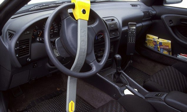 DaveSamW's tweet image. Simple yet effective: steering wheel clamps or immobilisers lock your wheel, keeping thieves at bay. An added layer of protection for peace of mind. 🚗 #CarSafety #AntiTheft