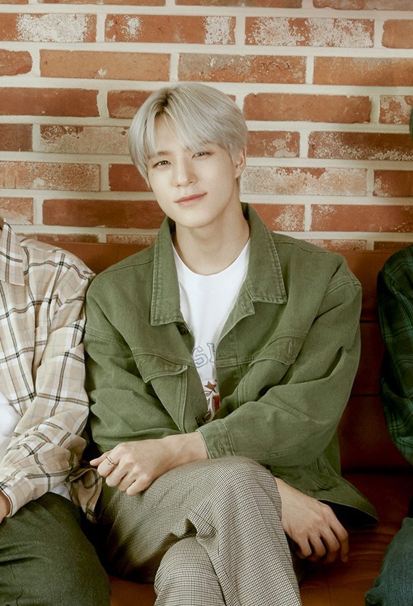 jeno pics 👑 tweet media