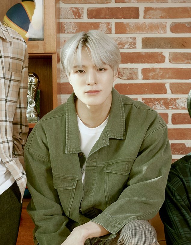 jeno pics 👑 tweet media
