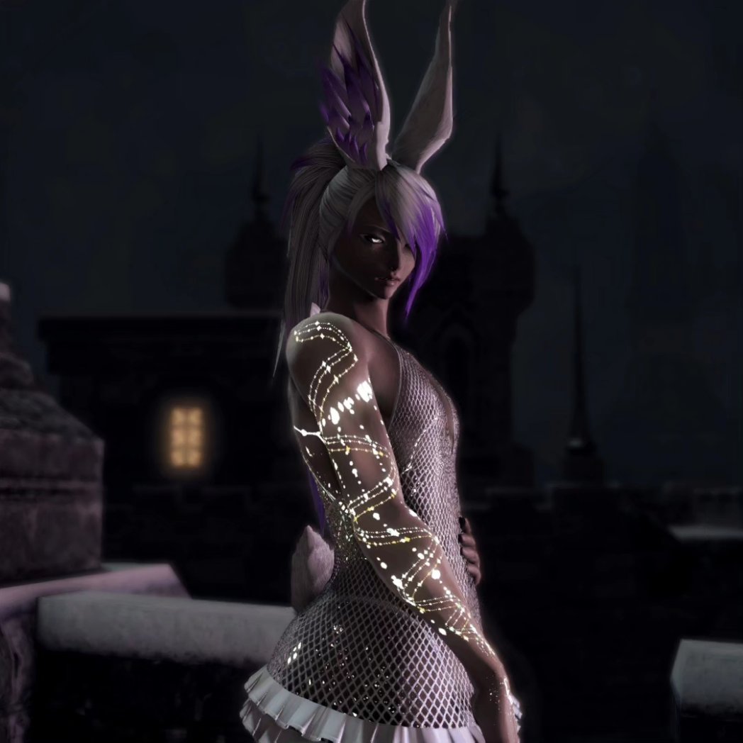 Darkprince0205's tweet photo. Didn't realize how cold it was...can someone warm me up? https://t.co/t5LZX5xOHg
