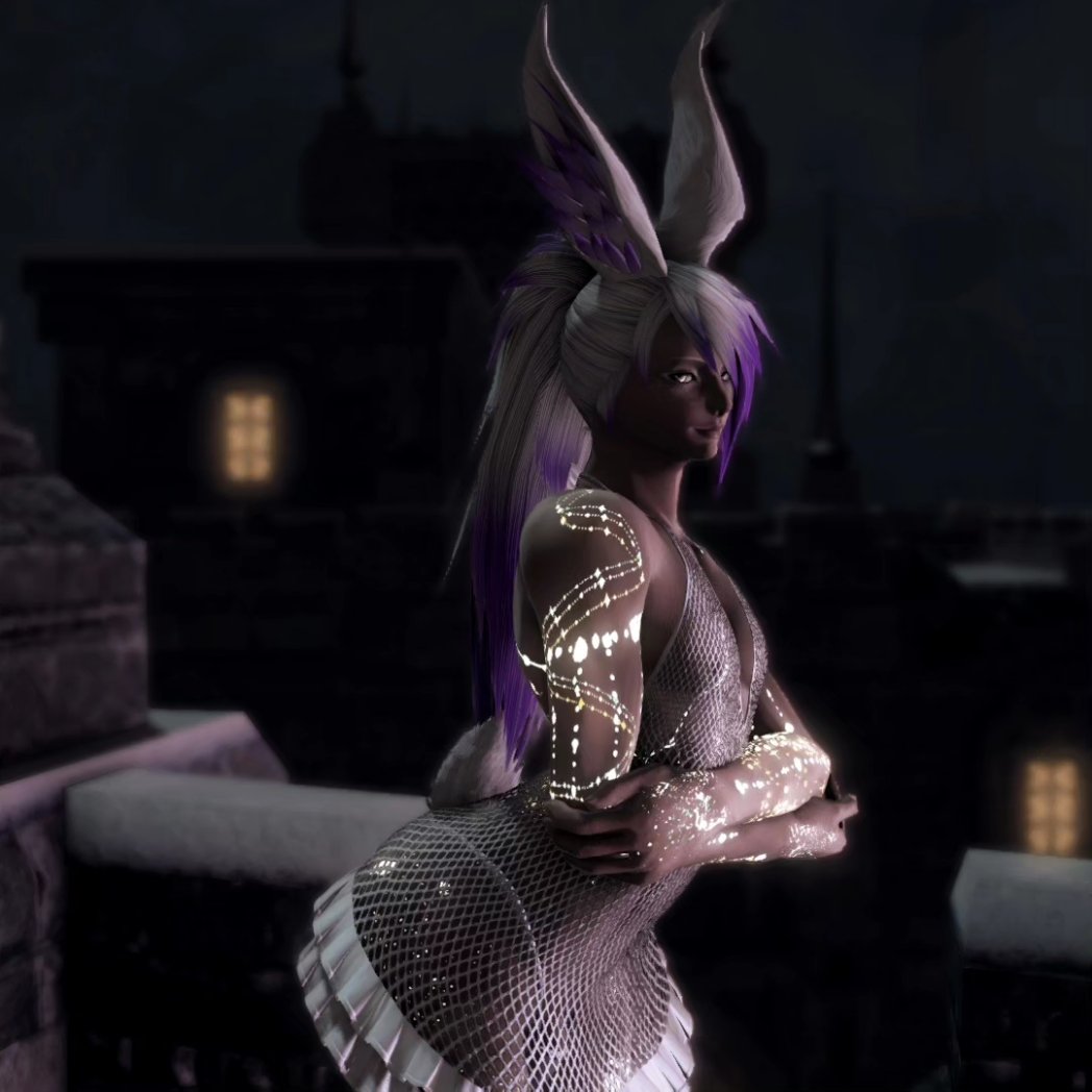 Darkprince0205's tweet photo. Didn't realize how cold it was...can someone warm me up? https://t.co/t5LZX5xOHg