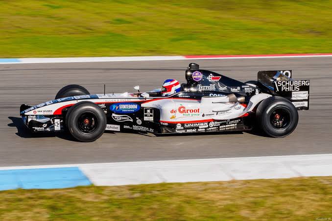 A44153059243's tweet image. #BOSSGP
 ミナルディ PS04Bも出てたのか