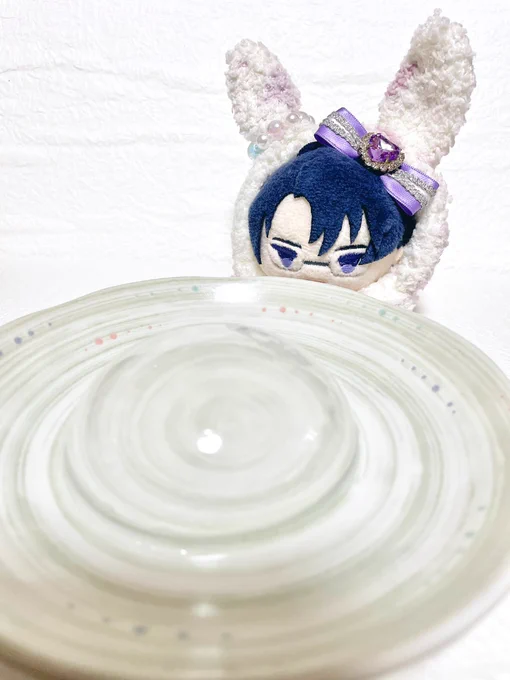 うさにこもち、おやつの水わらび餅だよ