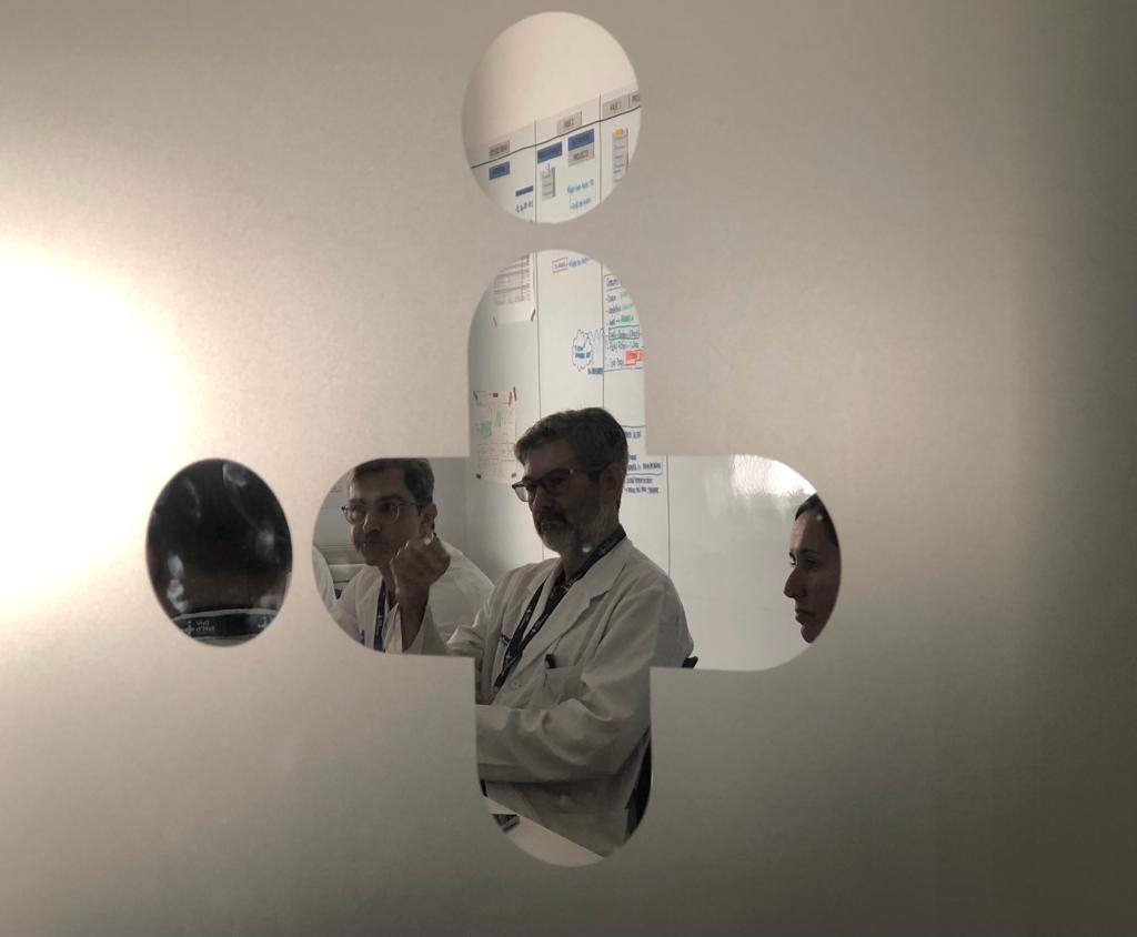 vallhebron's tweet photo. 👩‍⚕️#VallHebron és en el 1⃣ hospital de Catalunya i 4⃣ de l’Estat en rebre l’acreditació de la Societat Espanyola de Cirurgia de l’Obesitat i Malalties Metabòliques (@obesidadSECO), que reconeix l'expertesa en tractar pacients amb obesitat mòrbida.

Més👇
https://t.co/WVoMIeyG1W… https://t.co/TnKaHI5bkF