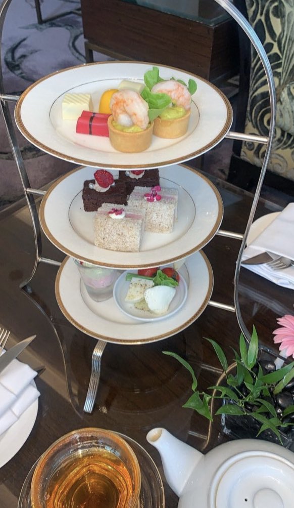 NontKoope's tweet photo. Afternoon tea break! https://t.co/wjduUwicwa