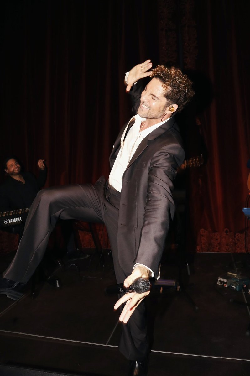 davidbisbal's tweet photo. Buenos días y buen fin de semana!!!! https://t.co/oSyYFPd5uW