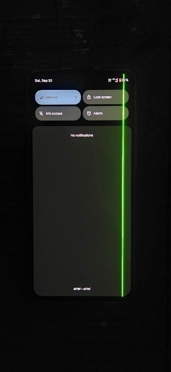 heisAaryan's tweet photo. I installed latest software update on my #MotoG52 and the very next day I got this green line on my display. I didn't drop my phone it's completely a software update failure!
Is this the way I will be treated for opting a #Motorola phone?
Help me out @motorolaindia @Moto ! https://t.co/h1MzerW5cO