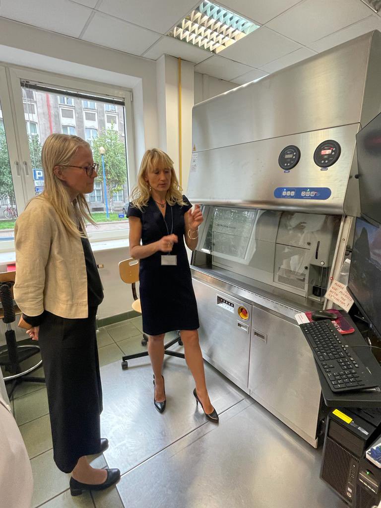 Anna Clunes (@annaclunes) on Twitter photo Thanks to <a href="/ic2_vs/">CancerVaccines</a> for talking about work on cancer vaccines. Your passion and innovation is inspiring! Centre inspired by collaboration between <a href="/Uniwersytet_GD/">Uniwersytet Gdański</a> and <a href="/EdinburghUni/">The University of Edinburgh</a> Thanks to <a href="/ic2_vs/">CancerVaccines</a> for talking about work on cancer vaccines. Your passion and innovation is inspiring! Centre inspired by collaboration between <a href="/Uniwersytet_GD/">Uniwersytet Gdański</a> and <a href="/EdinburghUni/">The University of Edinburgh</a>