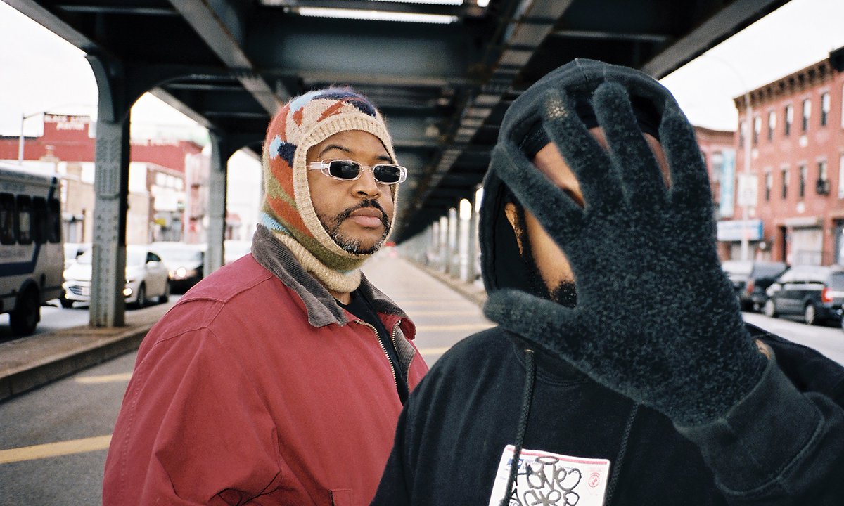 Deze week kwam er zoveel nieuwe muziek uit dat we moeite hadden met selecteren voor onze playlist. Maar we zijn eruit! Nieuwe tracks van o.a. Lil Wayne, Armand Hammer, Sevn Alias, Idaly, MIKE en Insayno: hiphopinjesmoel.com/nieuwe-tunes-v…