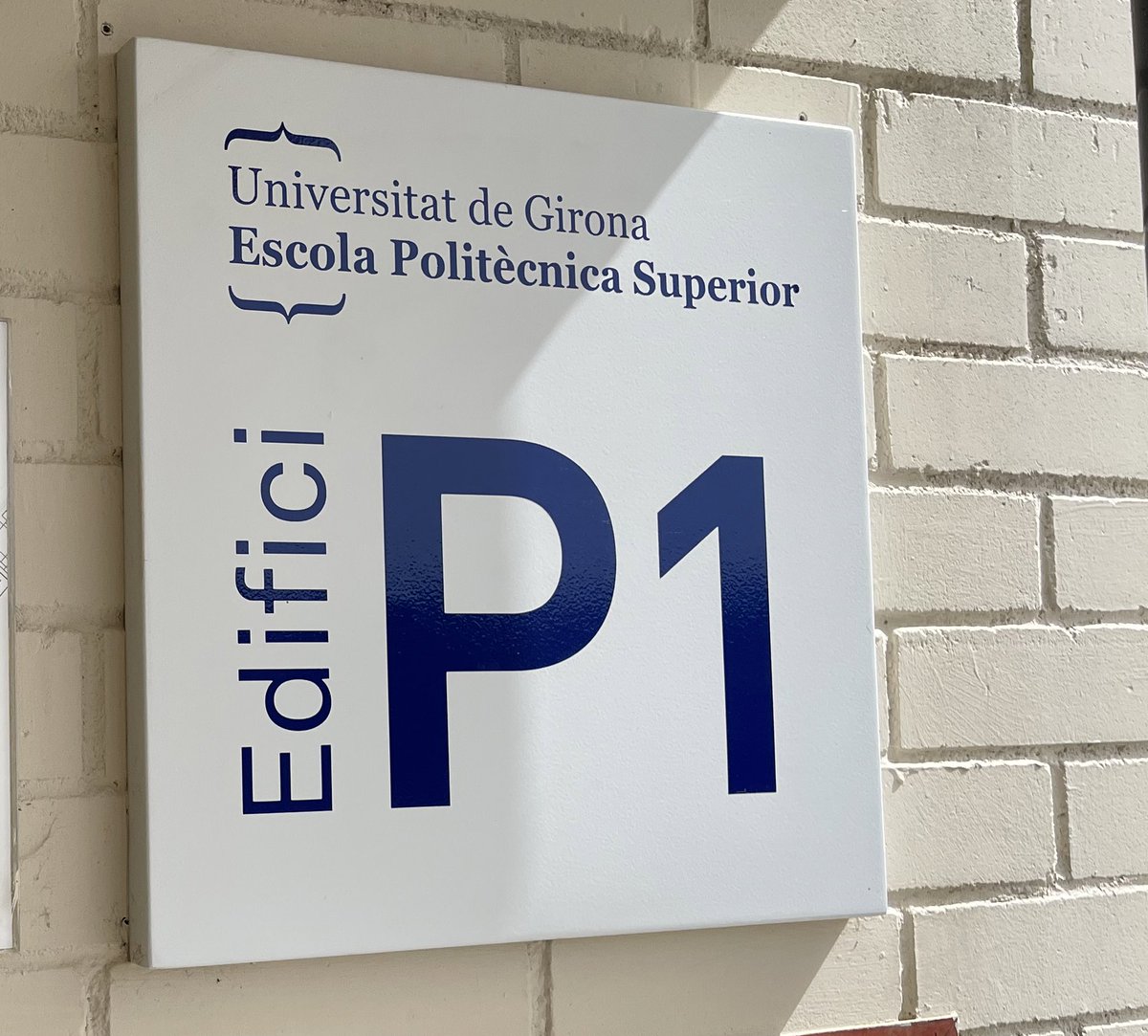 UdGPolitecnica's tweet photo. Ep! Cuideu els 5 @estudiantsudg del #masterengind @udgmasters que han vingut a @MNACTEC  dsd @univgirona a participar en l’#Engihack160 #hackatoEIC  @EICGirona #AGironaMes #GironaMola https://t.co/Sf5sQVXqij