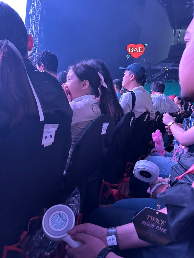 Hirai_MomoCart's tweet photo. 1 row and 4 seats away to you my love π
VIP soundcheck ππ
#READYTOBE_IN_BULACAN
#vipsoundcheck https://t.co/8vkG1q4ahh