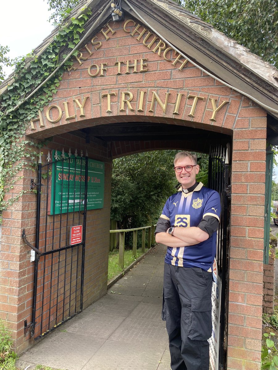 Morning #Valiants. It’s Matchday. There’s a lot going on at #ValePark including the short service at 1.45pm #ValiantChurch which is Holy Trinity on Hamil Rd @TheNPTM Feel free to join us. A moment’s prematch prayer for #pvfc with @FrAndrewSwift Cx