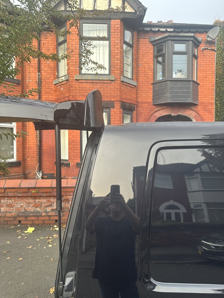 New van has a tailgate. Used to having a roof rack with a roller bar which doesn’t look like an option on this one. 
Looking for ideas for roof racks on tailgates with spoilers
#plumber #van #roofrack #electrician #trades #vw #transporter