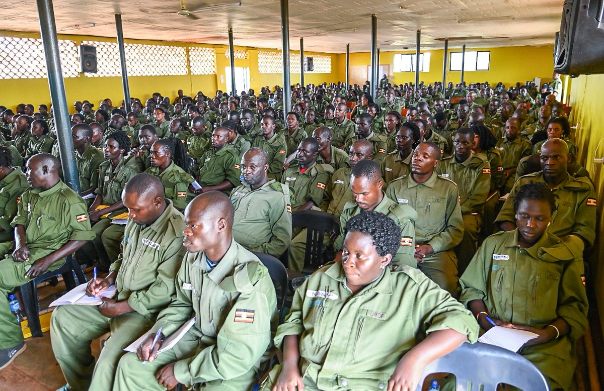 AntiGraft_SH's tweet photo. This morning,@AntiGraft_SH Deputy Head, Israel Ochwo delivered a lecture to 332 officers who included; @AntiGraft_SH staff, Presidential Industrial Hubs instructors and some cadres on the adaptation of transparency and accountability in the fight against corruption.

The officers have been on a two-week ideological orientation training at NALI, Kyankwanzi, and are set to be passed out later on today.

In his address, Mr. Ochwo underscored His Excellency the President's message that corruption is the remaining obstacle to our country's social-economic transformation and the industrialisation being the key to such transformation.  

He underscored the vital role the officers' relevance to addressing these two vital challenges H.E the President had identified and advised  them to maintain their integrity at all times in order to meet this challenge.  

He emphasised the need for them to do everything possible at their level to fight corruption rather than think the anti corruption agencies will deal with it alone. 

He said they could do this by furthering the anti corruption message to fellow citizens, ensuring the young are brought up with proper morals, reporting cases corruption and following them up to ensure Anti Corruption Agencies act on them. 

He further asked them to continue doing everything to ensure that there are systems in the institutions they work for to prevent corruption from occurring.
#SeeSomethingSaySomething