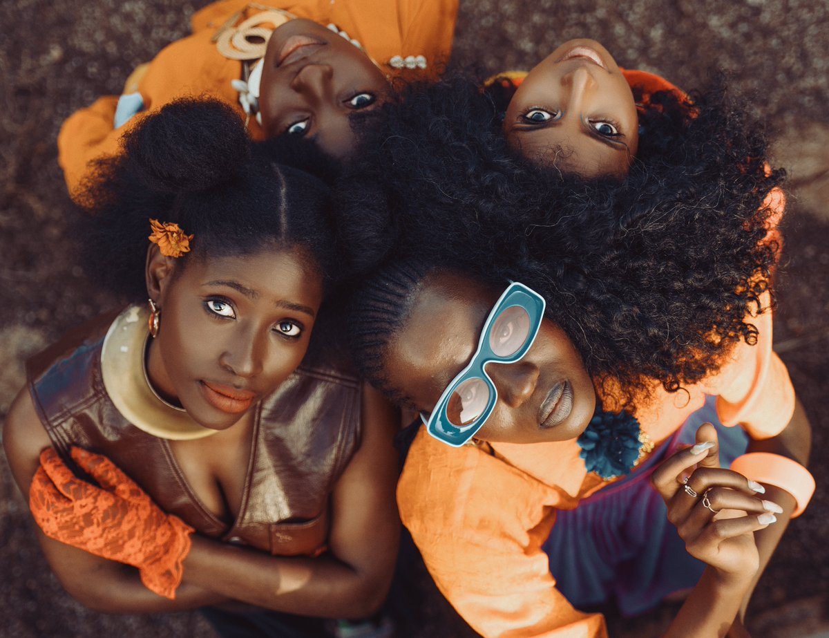 The casting call for the 2nd Edition of making portraits. Details are below on how to apply. Join this epic collaborative platform for creatives.

The call ends on October 11th.