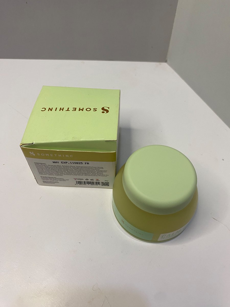 lia_hdm's tweet photo. key ingredients nya emg bagus untuk kulit yg lagi kemerahan. ada calmdown® potented by somethinc, cica, murumuru butter, encapsulated ceramide, dan natural moisture magnet. 

gak macem2 pokoknya fokusnya untuk meredakan kemerahan &amp; memperkuat skin barrier. https://t.co/0zkRccUfoj