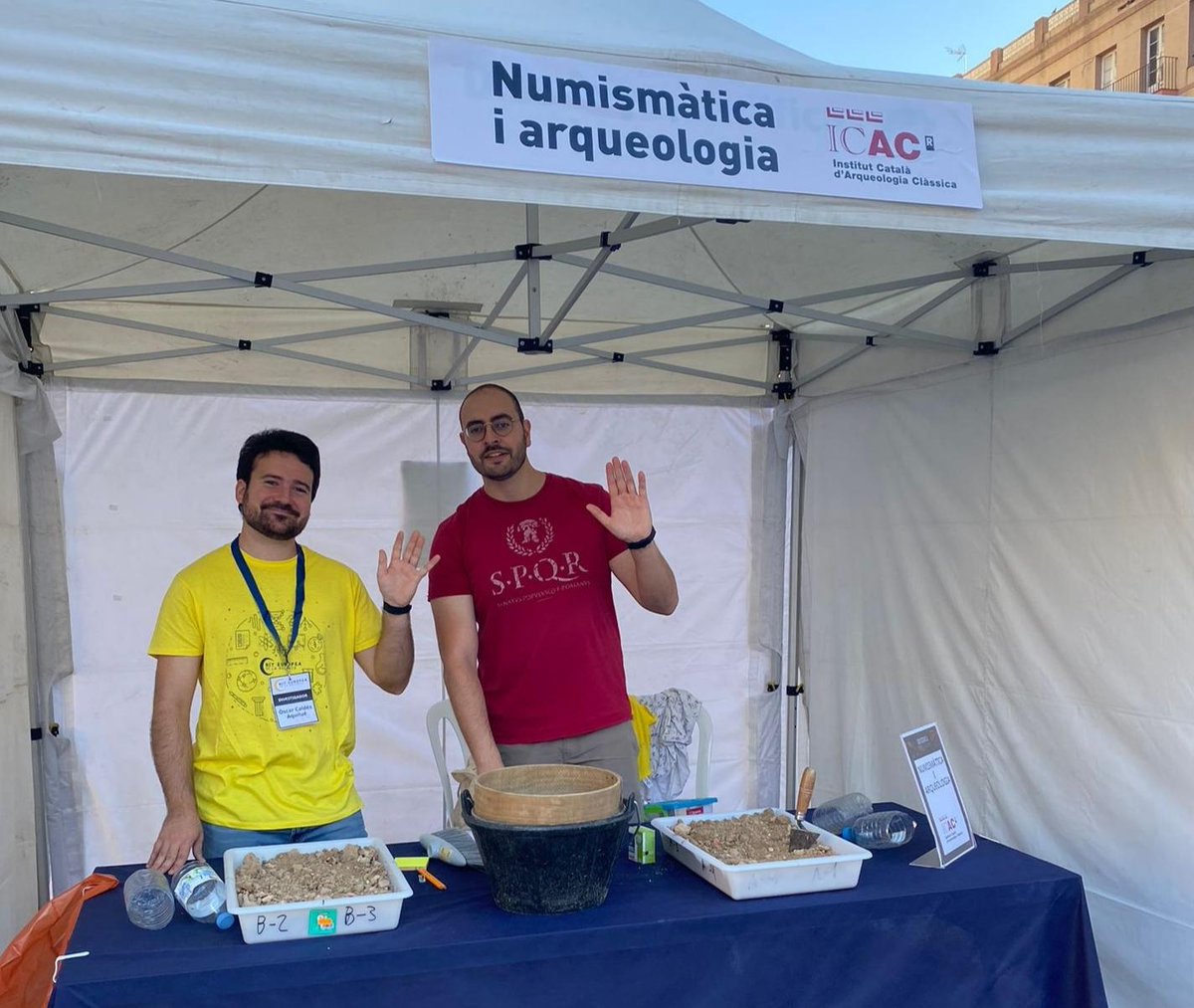 Numismàtica i arqueologia! 🤠⛏️🫧🔎📸

Aquest és un dels tallers organitzats per l’#ICAC, però n’hi ha molts més, te’ls perdràs?
#NitRecerCAT23 #NitRecercaTGN23 
<a href="/cienciaURV/">ComCiència URV</a> <a href="/ICIQchem/">ICIQ</a> <a href="/IISPereVirgili/">Institute of Health Research Pere Virgili (IISPV)</a> <a href="/iphes/">IPHES-CERCA</a> 

➡️ AVUI, de 10 a 14h a la plaça Corsini de #Tarragona!