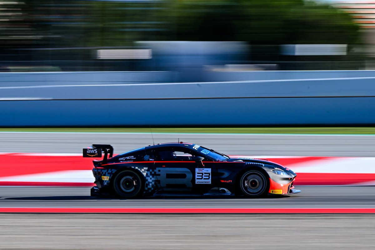 Romain, Maxime and Jacob took turns in this morning’s 90-minute free practice session, the latter setting the pace in the #33. 
High fuel loads in the main, with lots learned ahead of this afternoon’s 90-minute session. P53/10 Silver Cup.

#AMR | #GTWorldChEu |