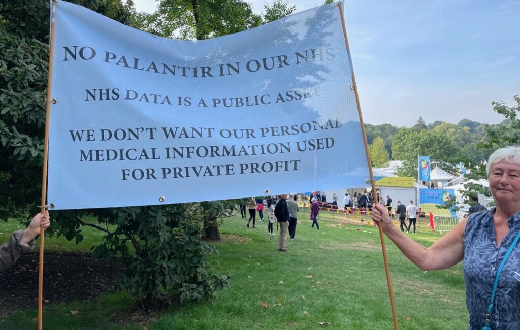 keepnhspublic's tweet photo. 🚨 US spy tech firm ‘in pole position’ for NHS patient data contract

Our health care records are a uniquely rich source of data that could be used for the public good

However our data is seen by the Government as the means for economic growth https://t.co/hwCra4F43B
