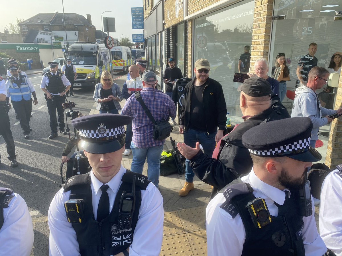 SUTR SELondon (@sutr_selondon) on Twitter photo Pathetic showing for the far right so far. No sign of Turning Point or Lawrence Fox, how will they possibly cope 🤷🏽♀️ <a href="/uaf/">Unite Against Fascism</a> Pathetic showing for the far right so far. No sign of Turning Point or Lawrence Fox, how will they possibly cope 🤷🏽♀️ <a href="/uaf/">Unite Against Fascism</a>