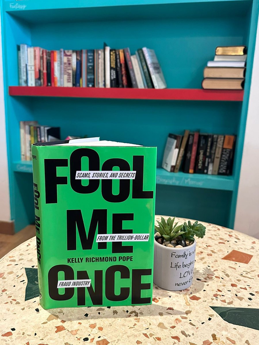 Our book discussion is happening right now in the cozy atmosphere of Living Room, Mar Mikhael, Beirut. Join us! 📖

#imalebanonchapter #bookdiscussion #foolmeonce #HappeningNow #ProfessionalDevelopment 
@IMA_News  @imamiddleeast