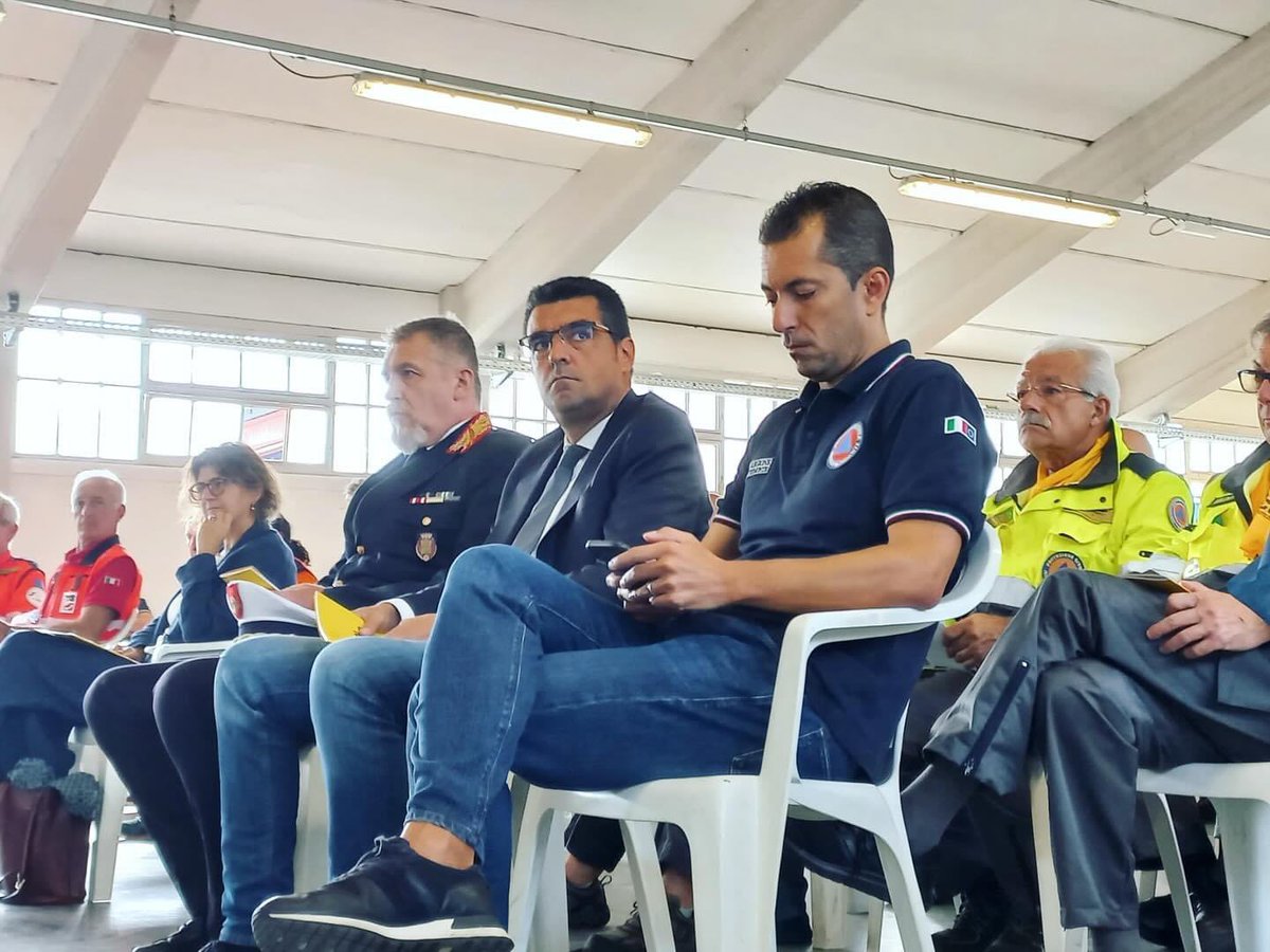 GabusiMarco's tweet photo. 👷🏻♂️OPEN-DAY IO NON RISCHIO!👷🏼♀️
Ad #Alessandria per la campagna “Io non rischio” promossa dalla Regione #Piemonte per promuovere le buone pratiche di Protezione civile!
#Consapevoli e #preparati! ✅
#iononrischio
#ProtezioneCivile
#RegionePiemonte https://t.co/SEVXA3dXv4