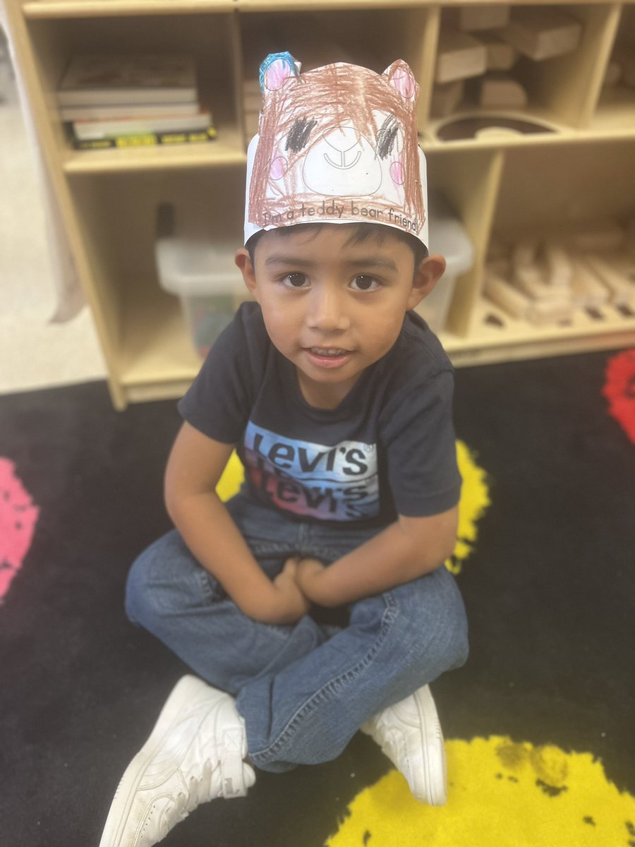 School counselors introduce 4K students to friendship by teaching them 6 different types of “animal” friends. Teddy bear friends are always nice, good listeners, and like to keep us safe! Check out their new hats🧸 <a href="/gilbert_elem/">Gilbert Elementary School</a>