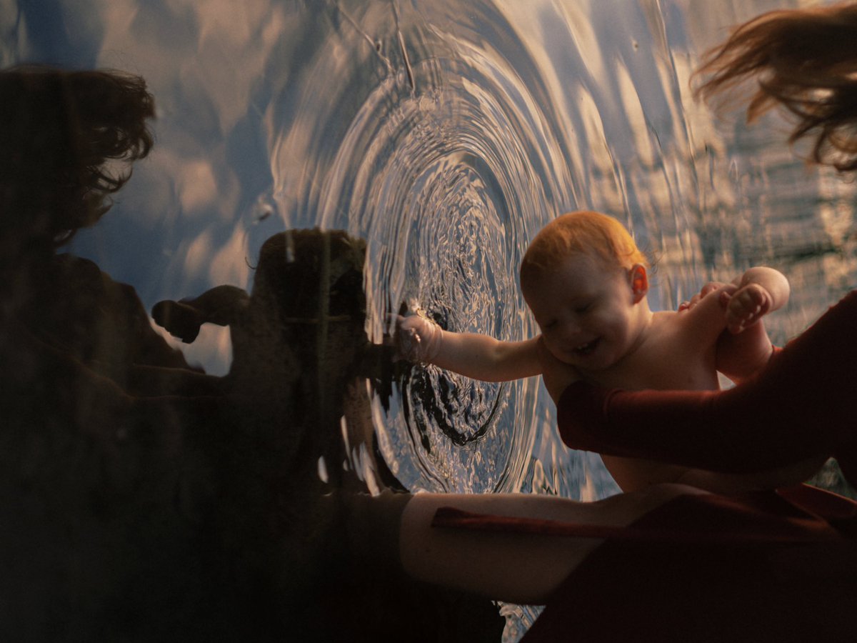 motherhood has light and dark, and they both coexist in perfect harmony in its magical truth.