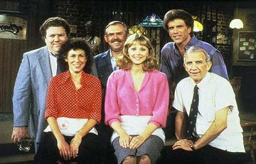 TVTango's tweet photo. 📺Today TV History: Where Everybody Knows Your Name...🍻CHEERS #Cheers Premiered 1982 @NBC Starring @TedDanson #ShelleyLong @RheaPerlman #GeorgeWendt @Dratzenberger #NicholasColasanto About https://t.co/VbJvJuRkoW https://t.co/mNnnYNPQGc