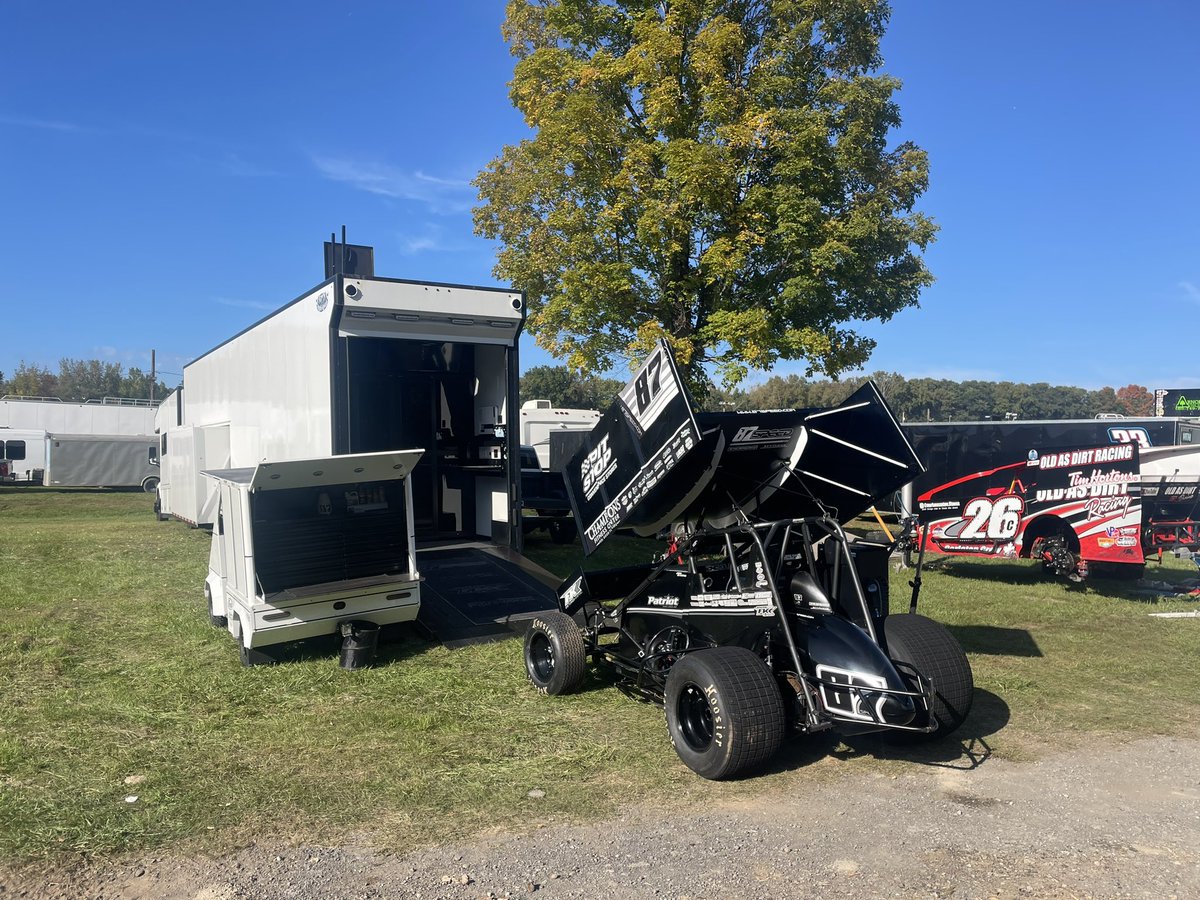 87SPEED_LLC's tweet photo. 87SPEED TOP 3 SWEEP AT THE HIGH BANK

Pretty special night last night at Fulton Speedway with the Empire Super Sprints. 4 out of the top 5 teams all 87speed and X-1 Racecar customers! 

1️⃣ Jason Barney
2️⃣ Chuck Hebing 
3️⃣ Danny Varin 
5️⃣ Larry White 

📸 Mike Johnson Photo https://t.co/xPFqTqpsrJ