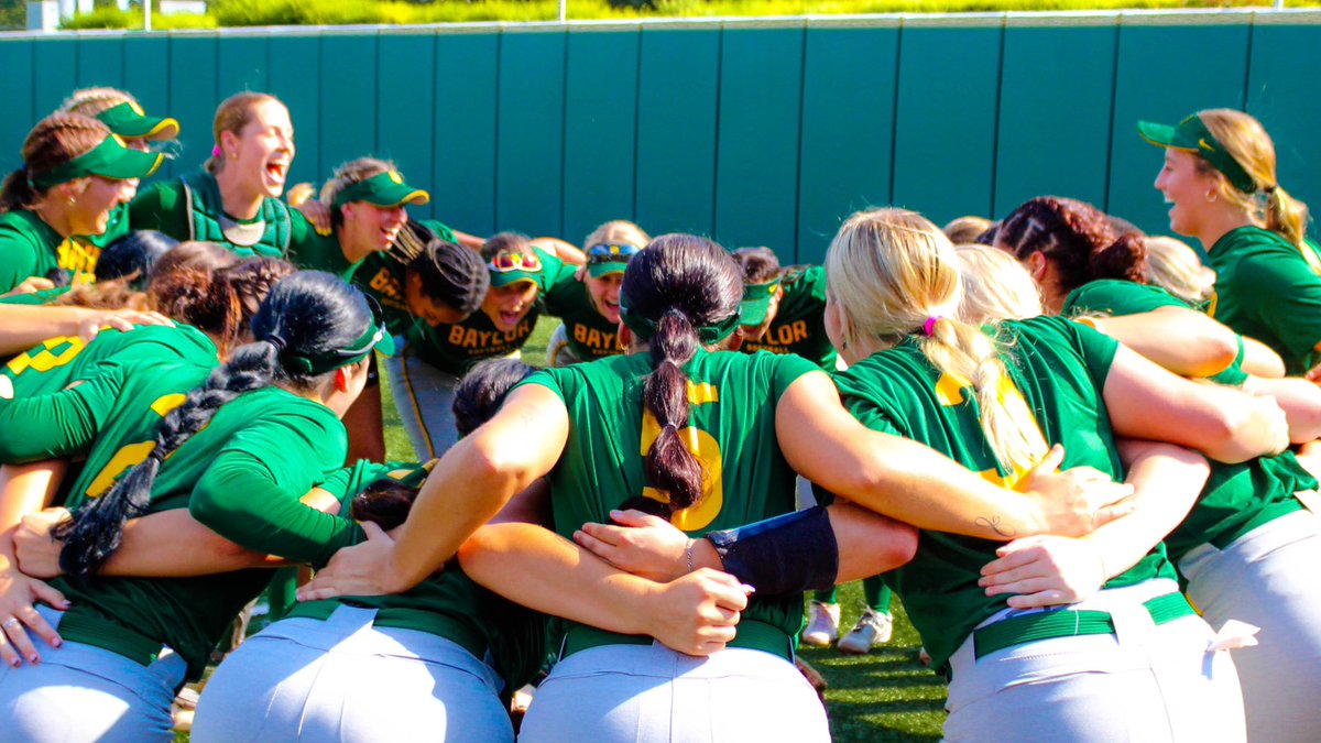 BaylorSoftball's tweet photo. Yesterday was fun 🤩 

#SicEm 🐻🥎 https://t.co/yAatChPI6u