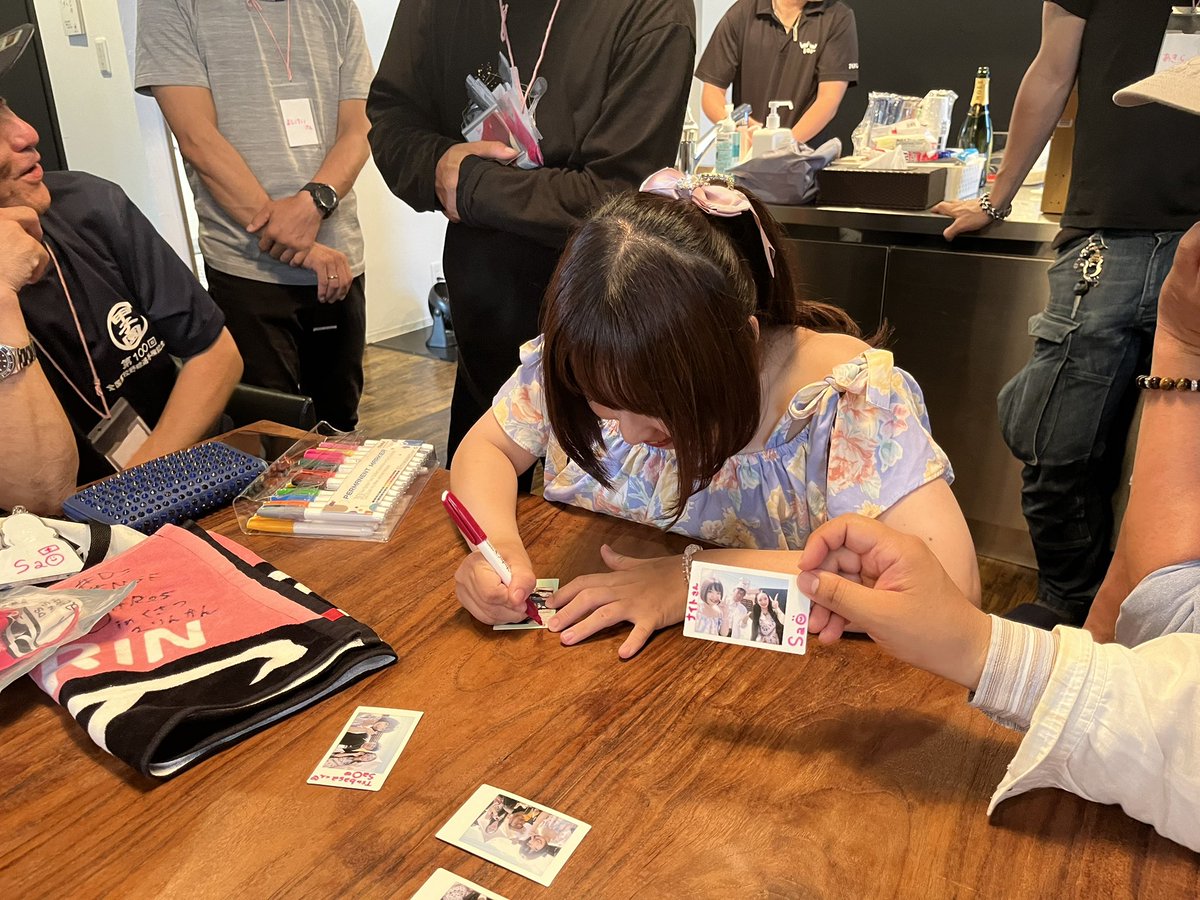 tzr88yuzo's tweet photo. 昨日のモトGP観戦から今日は大阪でさおりんのオフ会(*'▽'*)
さおりんに会えて元気貰えたし大阪まで来て良かったぁ🥰
#CREWSO #おくさおり #オフ会 https://t.co/aQcSxGCqvh
