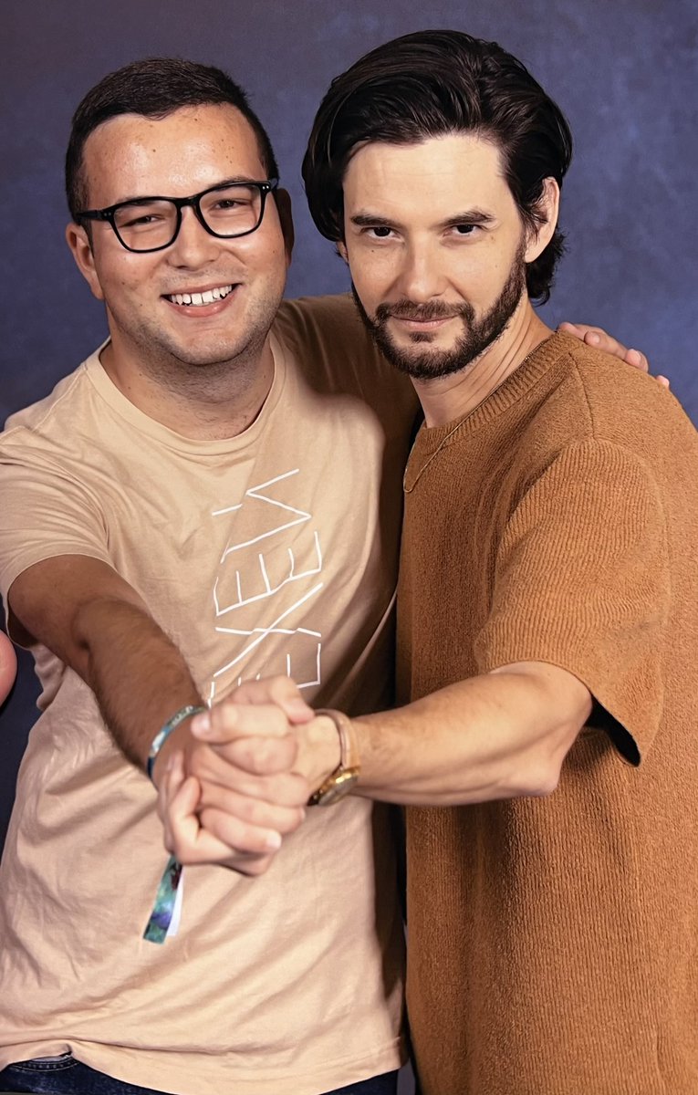 fabiwave_'s tweet photo. I Met Ben Barnes after 2 Years again!!๐ Thank you so much for this amazing Day!!๐๐ป๐๐ป @benbarnes #benbarnes #magiccon #magicconbonn https://t.co/XcTPO5eNlv