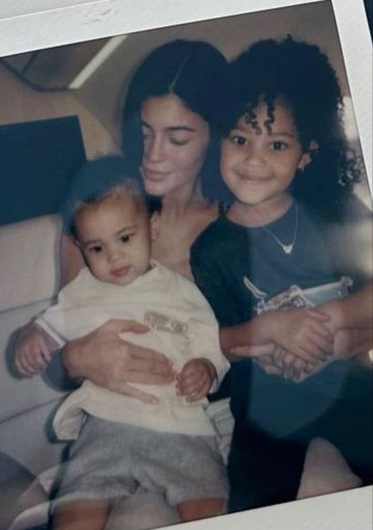 thay ✩ tweet media